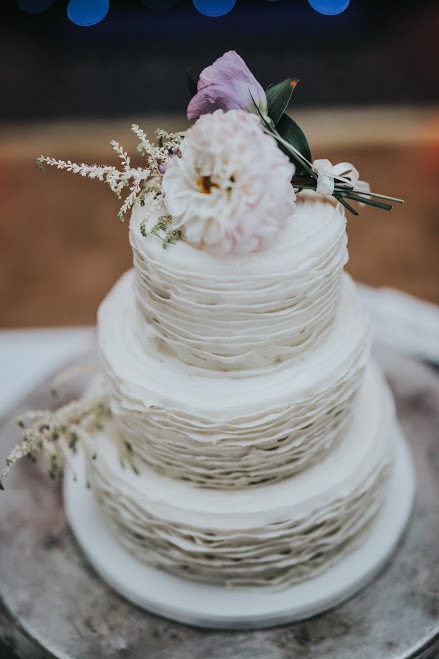 Floral Arrangement Wedding Cake